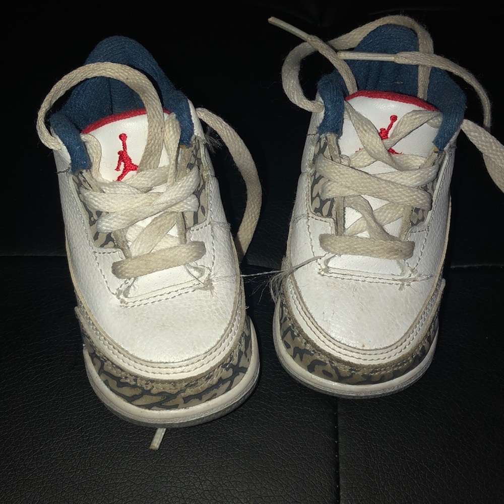 Toddler retro Jordan’s size 4c